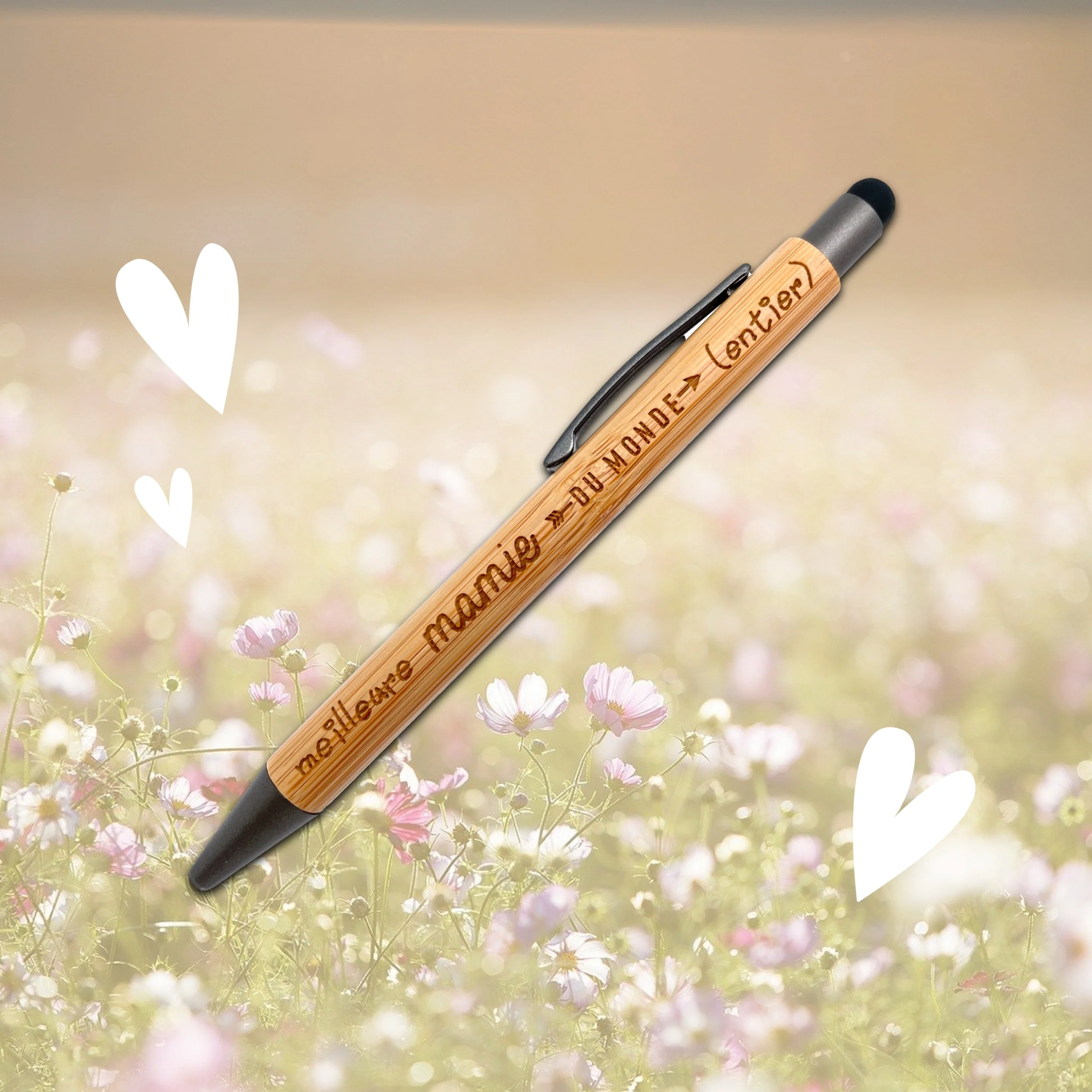 STYLO BAMBOU AVEC EMBOUT TACTILE - MAMIE - MEILLEURE DU MONDE ENTIER – Image 6