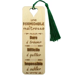 MARQUE-PAGES EN BOIS AVEC POMPON - VERT - MAITRESSE - DIFFICILE