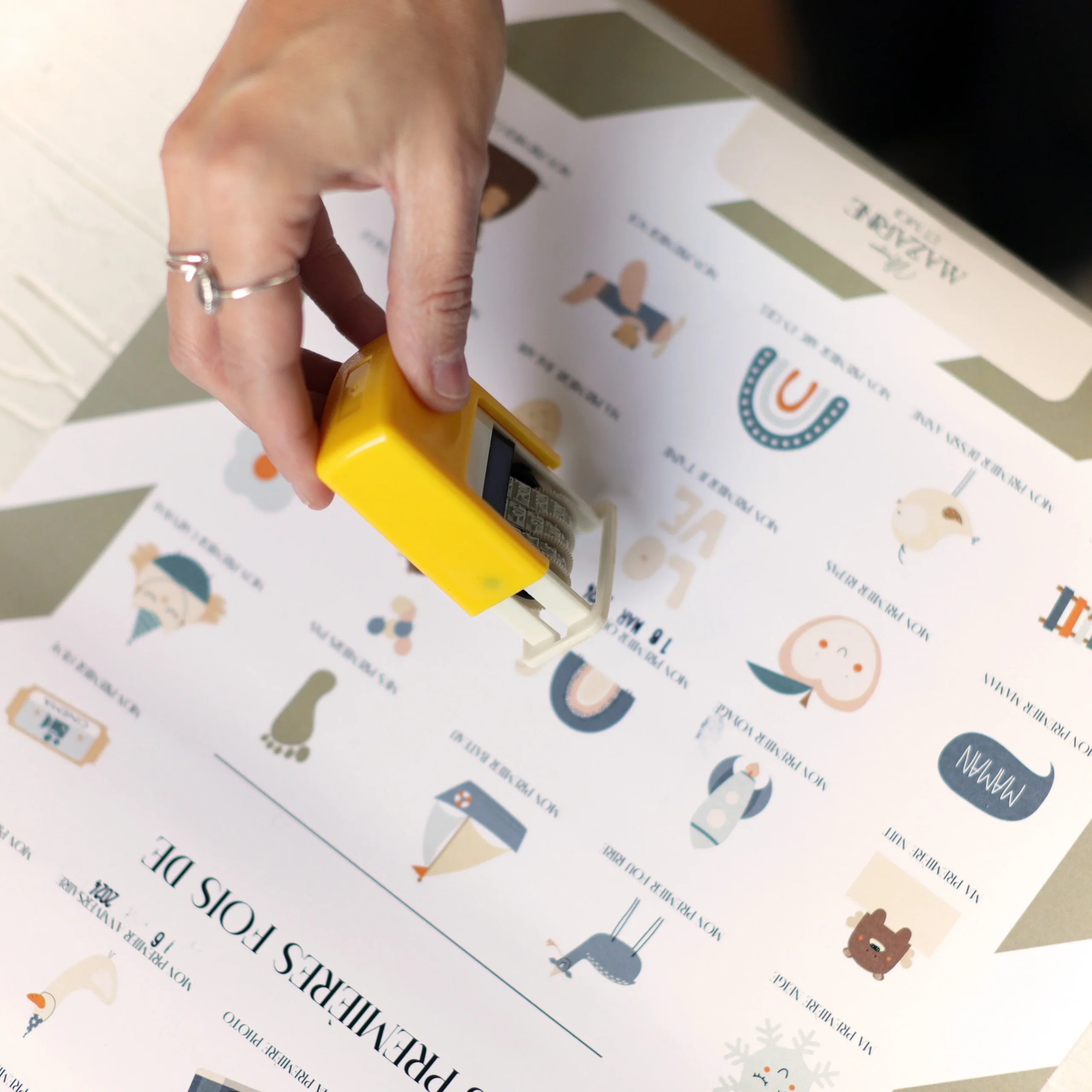 Affiche Mes Premières Fois à Tamponner – Image 2