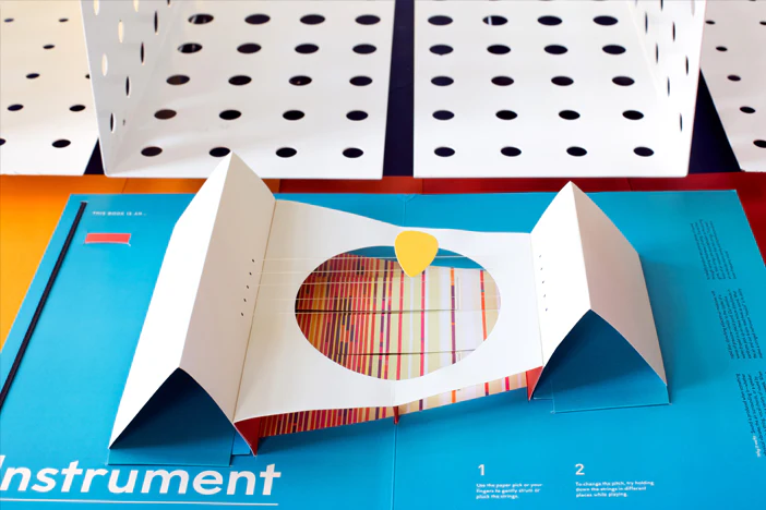 This Book is a Planetarium ... and other extraordinary pop-up contraptions – Image 2