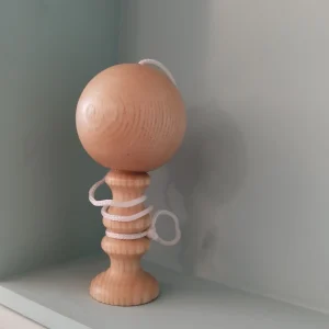 Le Bilboquet classique en bois fabriqué en France dans le Jura